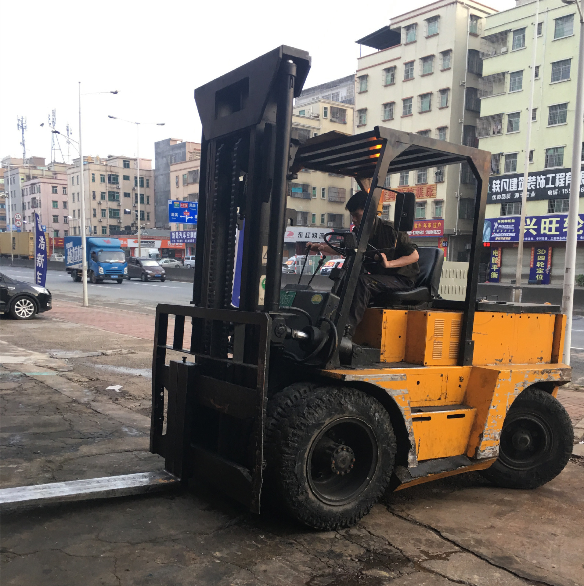 二手SHINKO7吨电动叉车 电瓶叉车出租 7吨叉车租赁 7吨电叉车