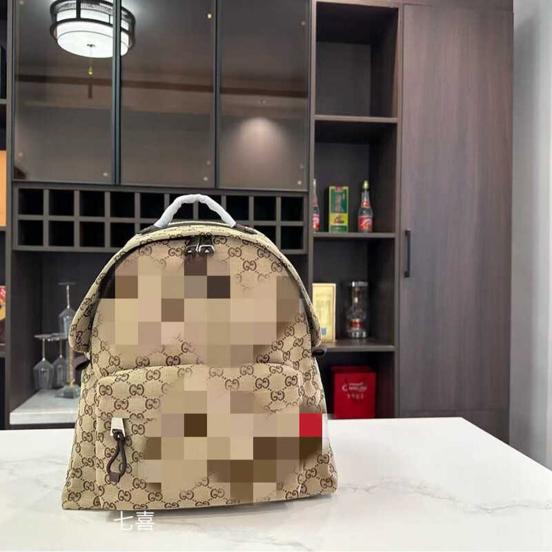 Source Factory Louis Michel 2022 New Style Textured Crossbody Handbag Large Capacity Backpack for Women Source Factory Louis Michel 2022 New Style Textured Crossbody Handbag Large Capacity Backpack for Women