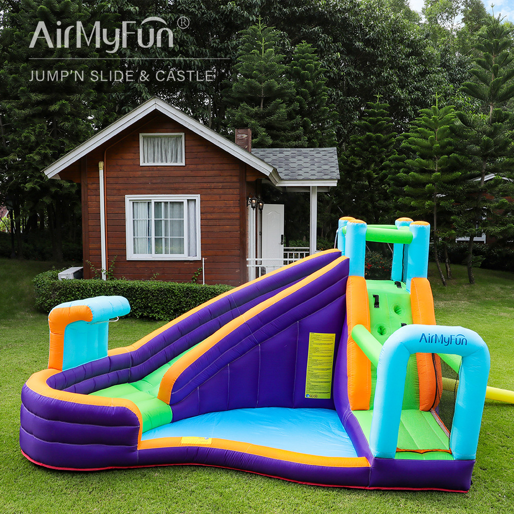 Castillo inflable con rociador de agua AMF para interiores, trampolín inflable para niños, tobogán para el hogar, castillo inflable pequeño para fiestas, parque acuático inflable.