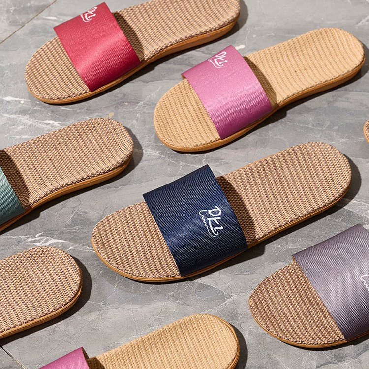 Внешняя торговля Новые льняные тапочки Япония и Южная Корея дышащие тихие легкие домашние тапочки трансграничный пот