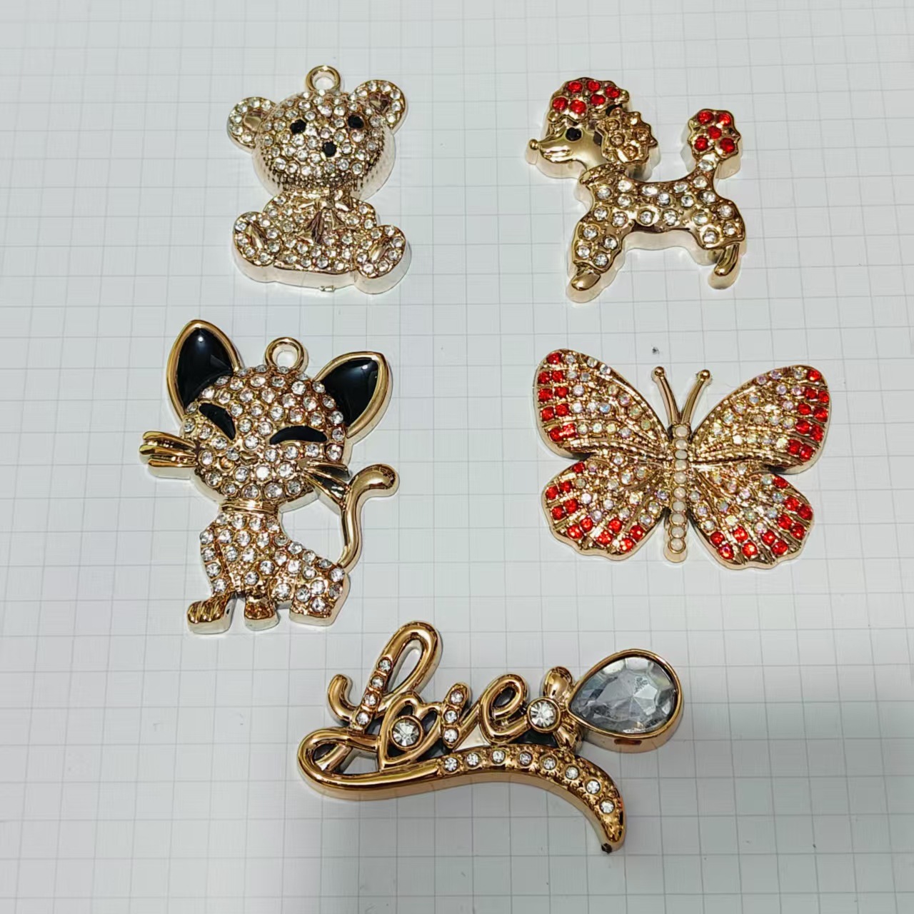 골든 푸들 강아지 새끼 고양이 곰 나비 하이 엔드 쥬얼리 액세서리 diy 휴대 전화 케이스 구멍 신발 패치