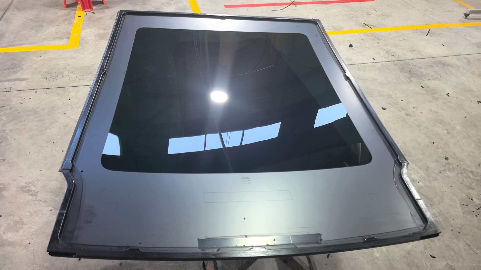Car glass suitable for 2023 BYD Song Plus rear tempered glass BYD-SONG rear door glass