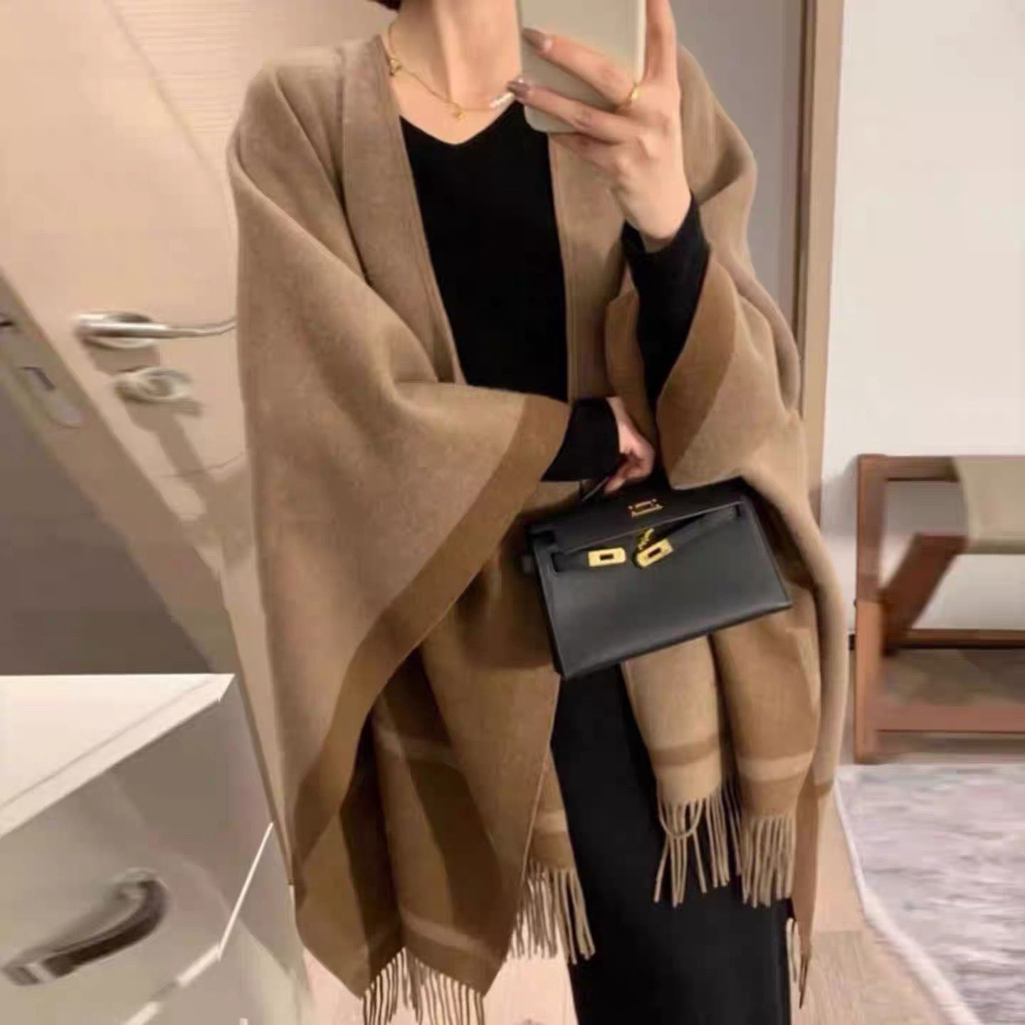 High-Quality Light Luxury Ma Double-Sided Cashmere Shawl for Women, Autumn and Winter Fashion Versatile High-End Warm Cape Outerwear