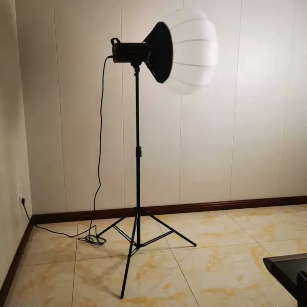 YQ300S+2.8m headlight holder+65 soft light ball