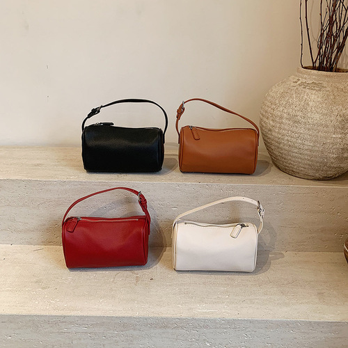 Cross-border 2025 single-shoulder women's bag, women's new pillow, all-matching simple casual spring and summer fashion bag, hand-feeling commuting carry