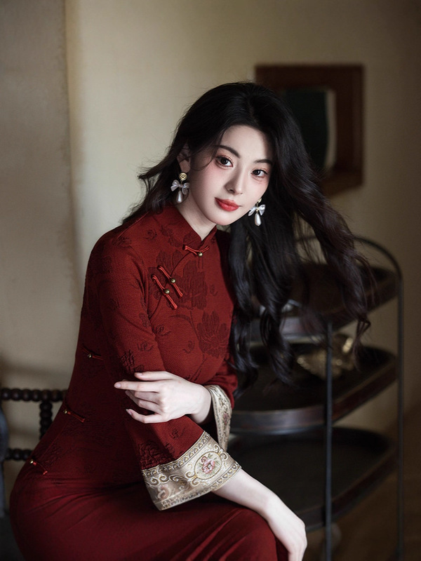 2025秋冬新款旗袍新中式酒红色复古倒大袖旗袍订婚礼服敬酒服旗袍|undefined