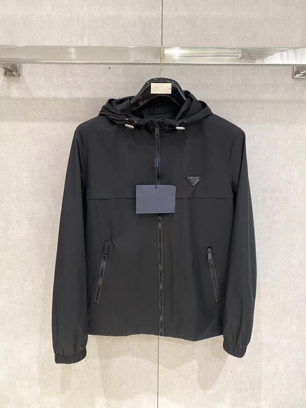正しいバージョンの高品質Pファミリーの新しい胸ロゴライトジャケット、ファッショナブルで多用途、男性と女性向け|undefined