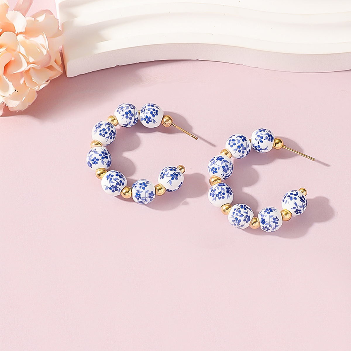 1 Pair Geometric Retro Classic Style Ceramics Ear Studs display picture 4