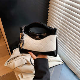 黑白熊猫撞色拼接横版手拿包质感链条斜挎手提女包百搭通勤包