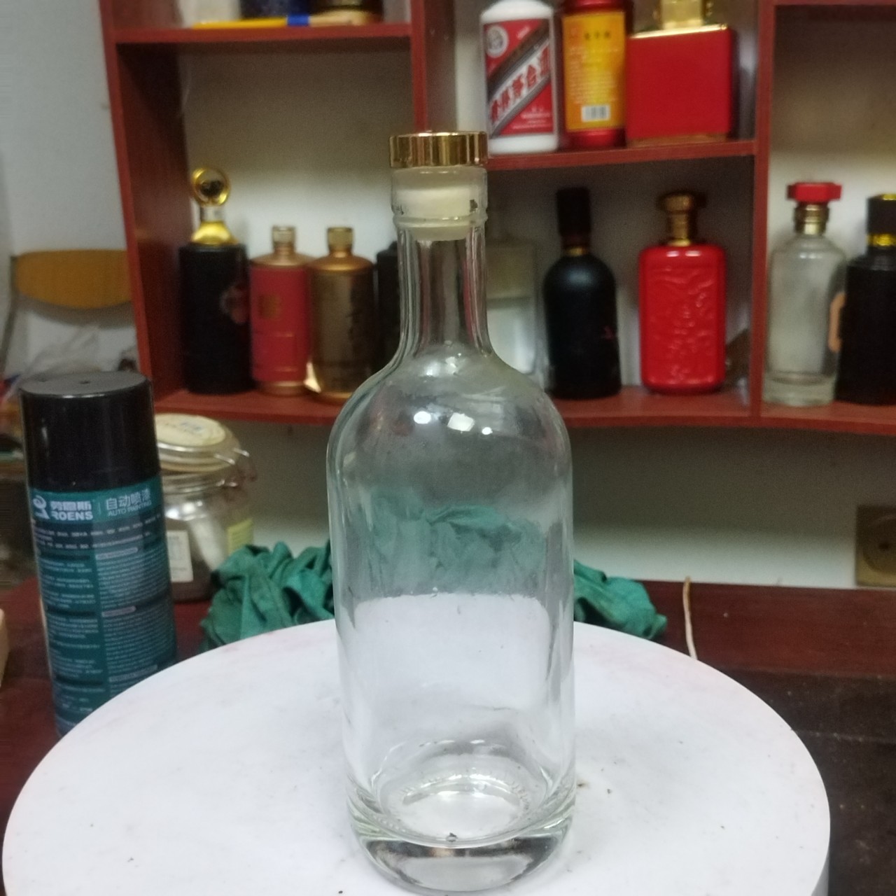 透明玻璃瓶彩色酒瓶工艺酒瓶一斤装晶白料木塞圆柱喷涂玻璃酒瓶