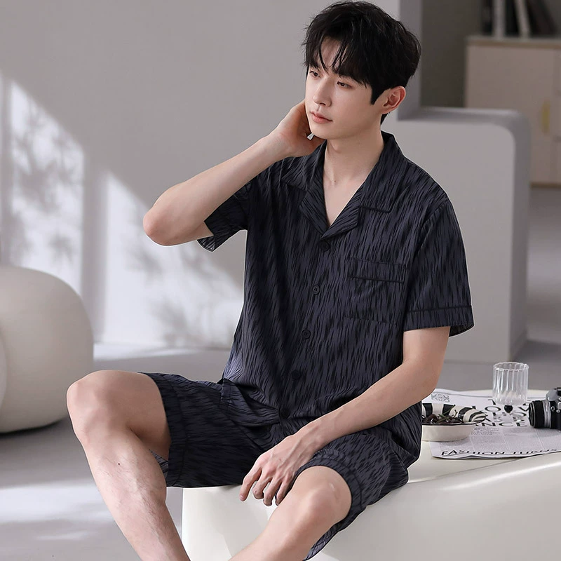 Пижама для мужчин летом тонкий ледяной шелк простой роскошный подросток корейский шелковый костюм с короткими рукавами