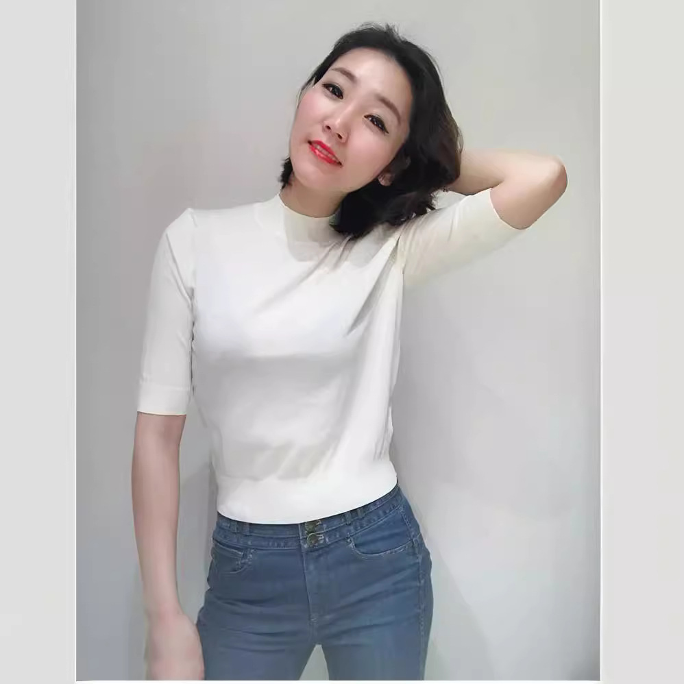 Áo thun nữ cổ nửa cao tay lửng chất liệu lụa đá ôm dáng — Màu sô cô la