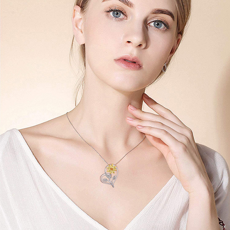 Heart Shape, Flower Pattern Women's Gender 925 Sterling Silver Zircon Plating Inlay Heart Shape Flower Pendant Necklace