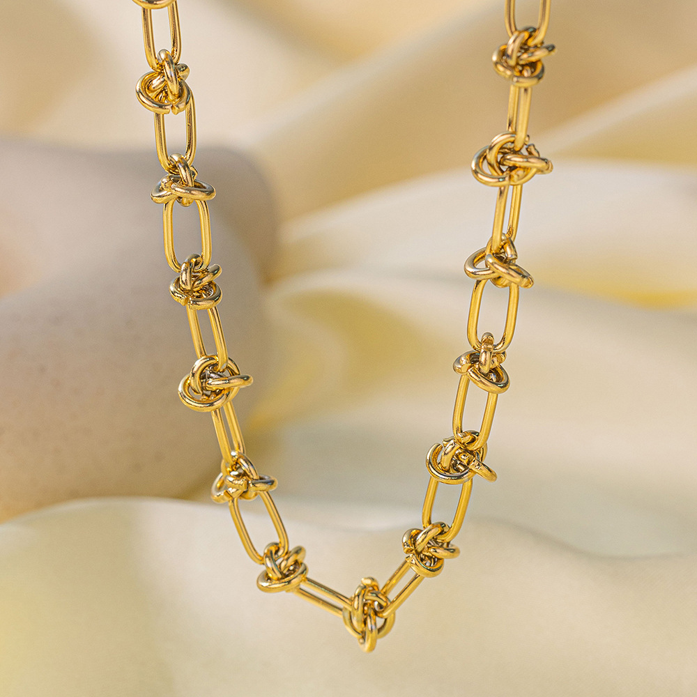 Three-layer Flat Snake Chain Necklace With Cross For Women_voghion.com