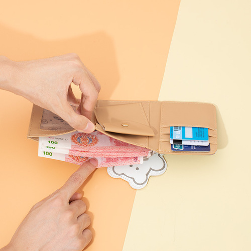 Cross-border new original Japanese and Korean bear wallet cartoon cute female short coin purse magnetic buckle type three-fold PU card holder