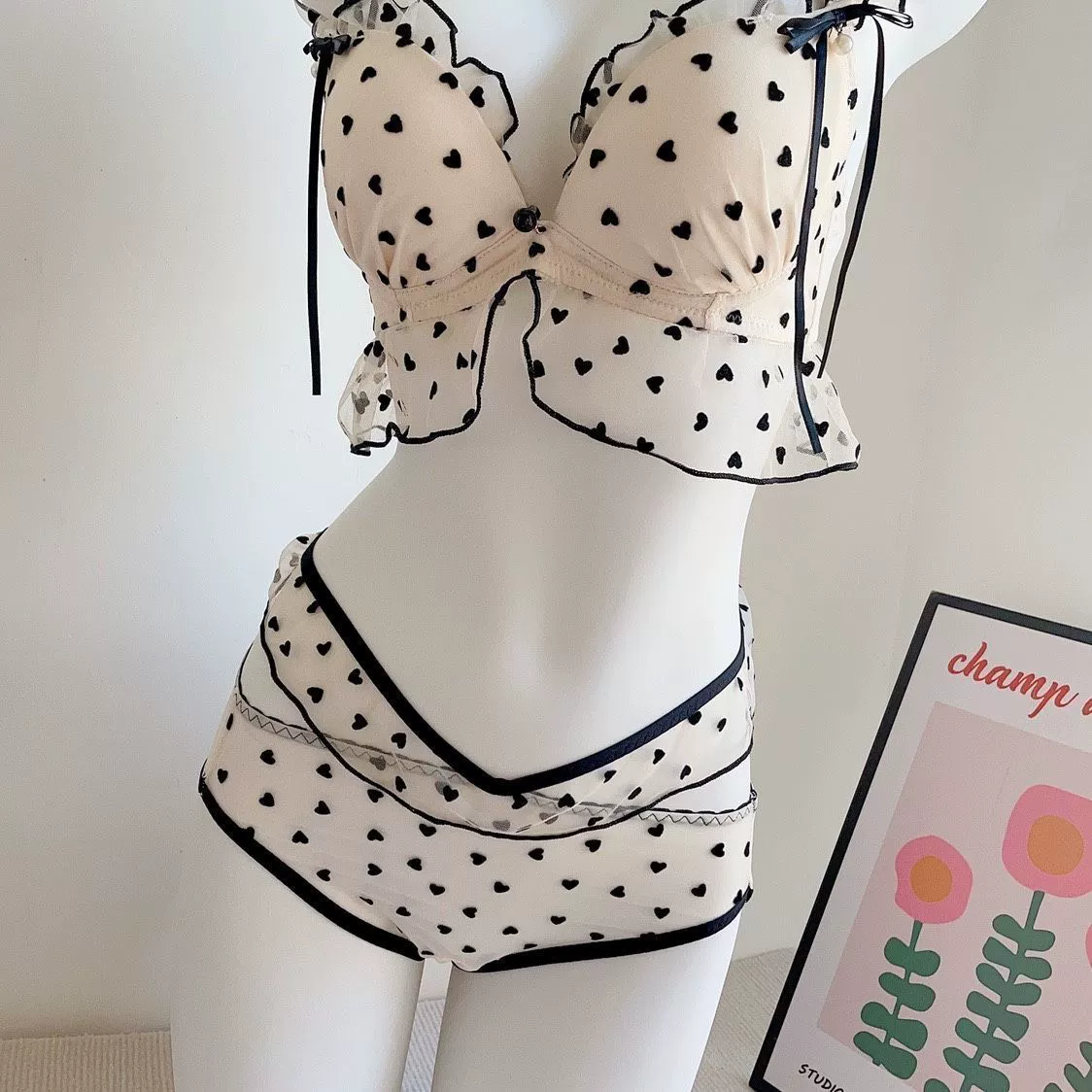 Cute push up bra, comfortable wireless bra, french style