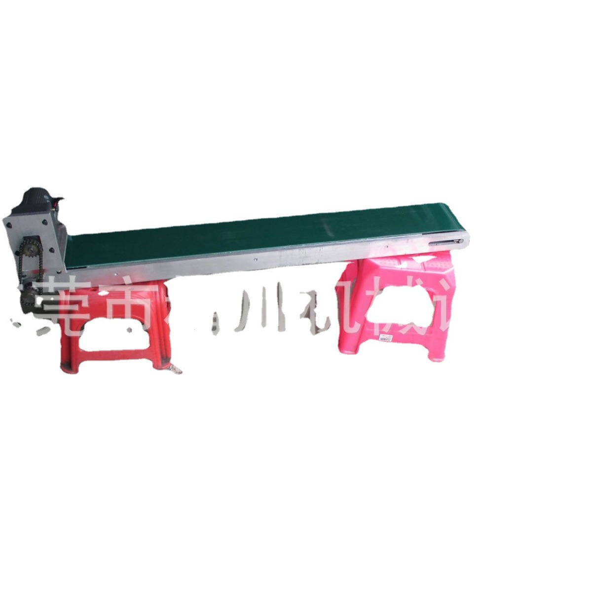 С�ʹ��ͻ� ΢������  С����ˮ��