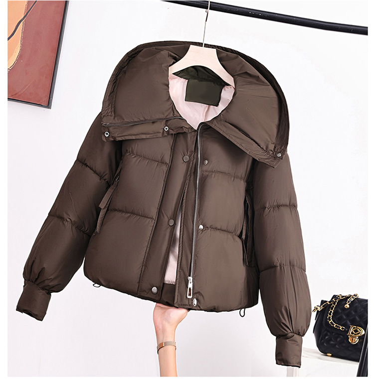 2025 nueva mujer invierno corto algodón ropa de algodón estilo coreano de diseño de moda suelta y gruesa chaqueta caliente de moda