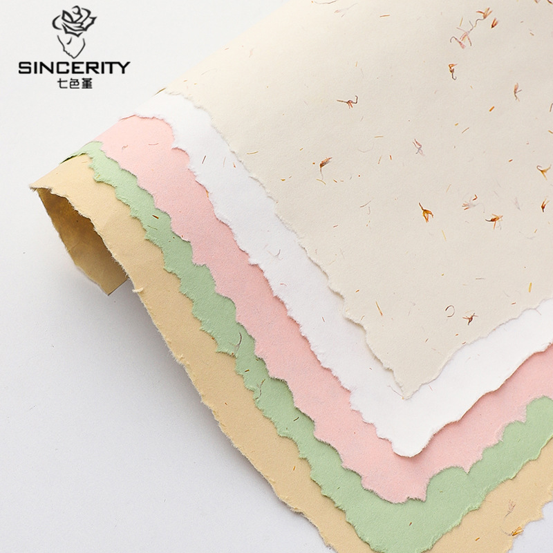 Papel de pétalo desmenuzado de pensamiento de siete colores, papel puré, papel hecho a mano de bricolaje, ramo de flores, papel de embalaje, material floral