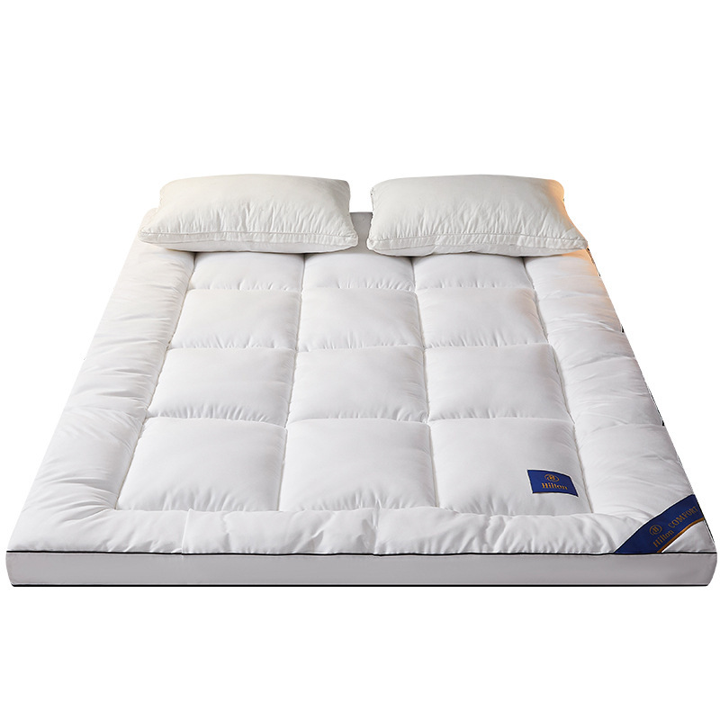 希尔顿 Mattress with down for home use for elementary school students, increased thickness