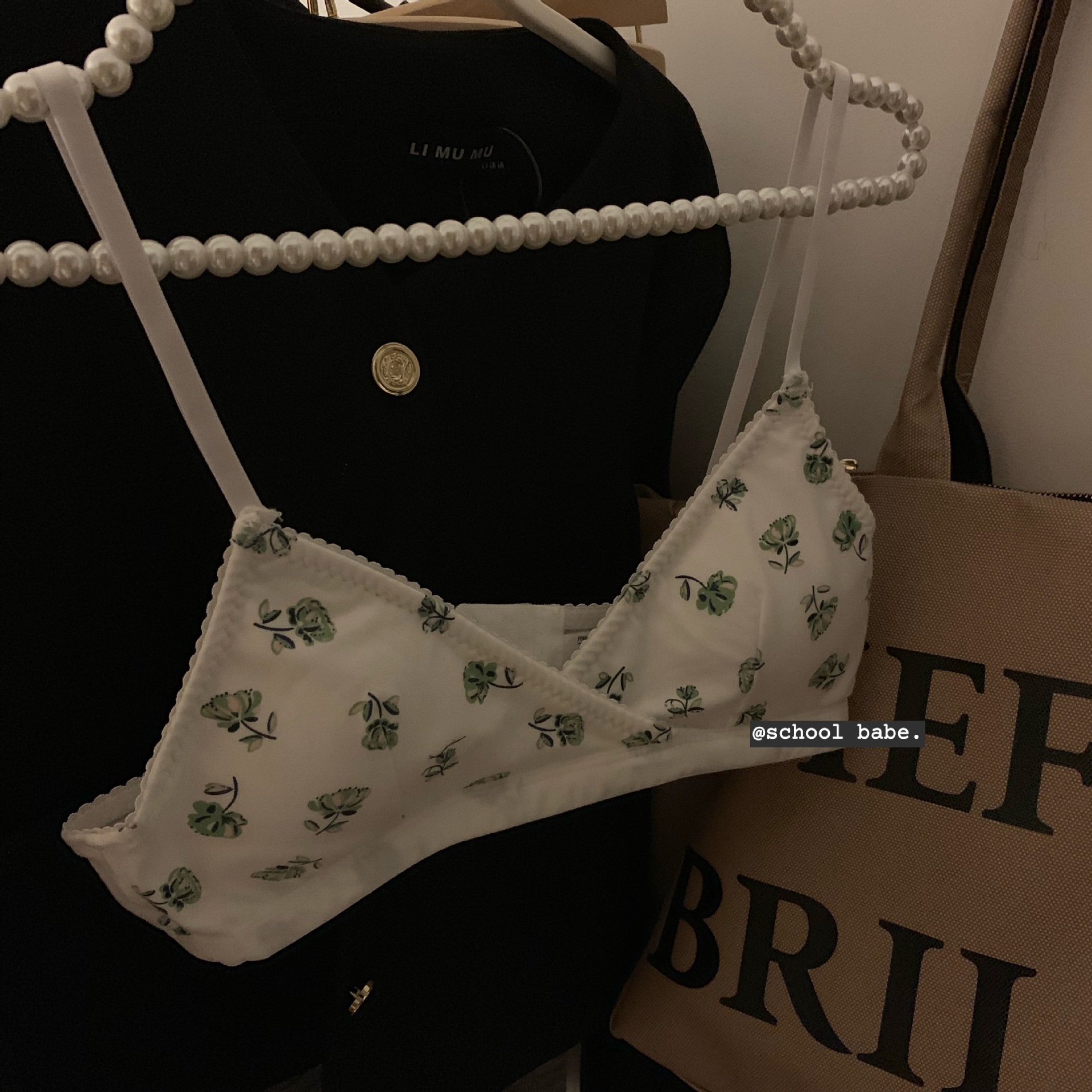 hmqViviiyNSAyin7WuaftzgMvP0HRWt2YPNu