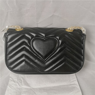 g�Ҳ��˼y�R�ɐ��İ�Ů������ͬ���p朗l��G�μ�б�������Ů��