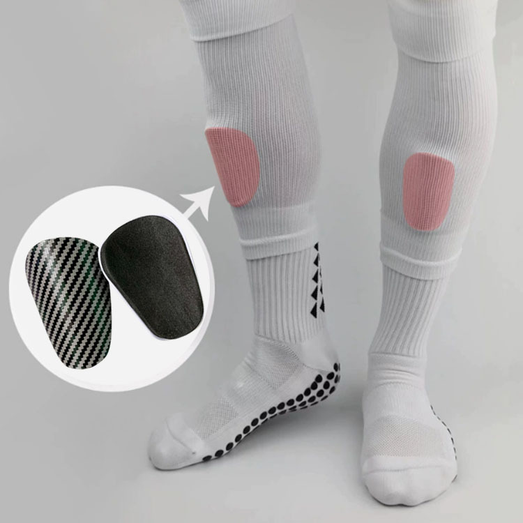 Shin Guard Carbon Fiber Pattern Football Shin Guards Mini Master Sports Inserts Adult Children Professional Knee Guards Manufacturers Wholesale_viptrois.com
