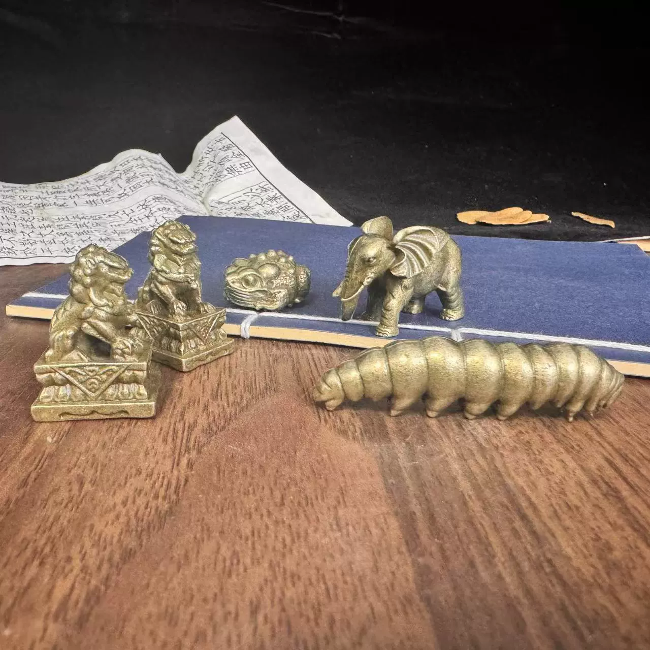 Sensha.com красный имитация бронзового льва маленький лев ветер столешница украшение почвы и воды китайский стиль креативные подарки