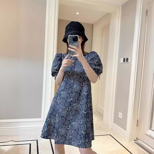 Ů�b��ʽ�黨�B��ȹ�ļ�Ů�¿��n���OӋ��С����������������Lȹ