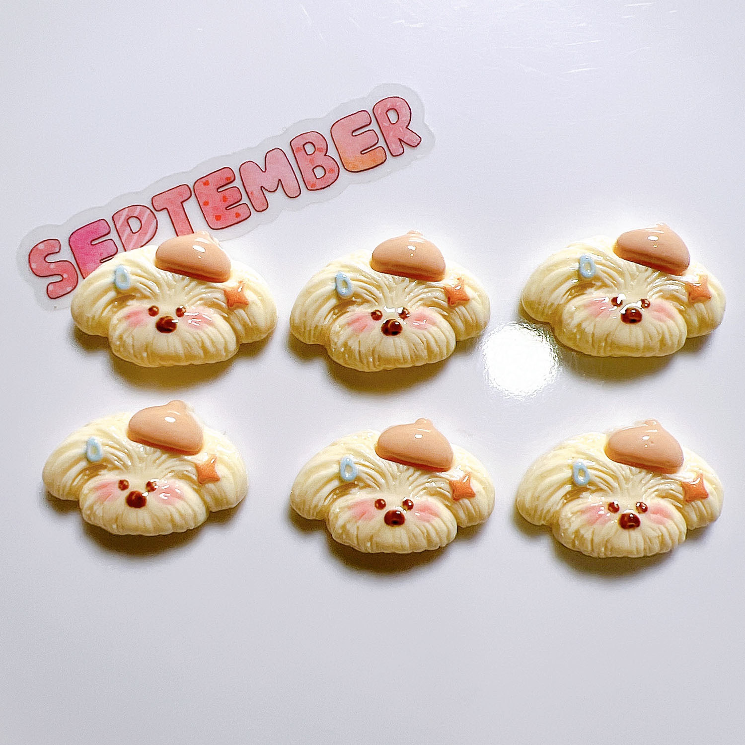 樹脂ジュエリーアクセサリー卸売 diy 携帯電話ケースクリーム接着剤装飾ヘアピン靴と衣類のアクセサリー水カップステッカーテリア