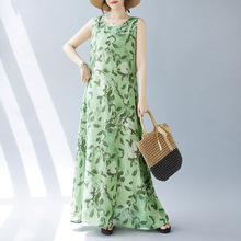 实拍2024年夏季新款波西米亚加肥加大无袖圆领印花中长款连衣裙女