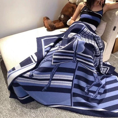 Cashmere cloak, duvet, double-sided sofa