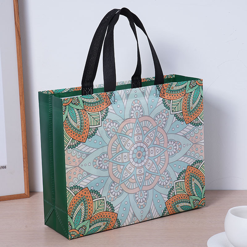 Bolsas de regalo de patrón retro engrosadas tiendas de ropa bolsas de mano no tejidas revestidas logotipo personalizado image 7