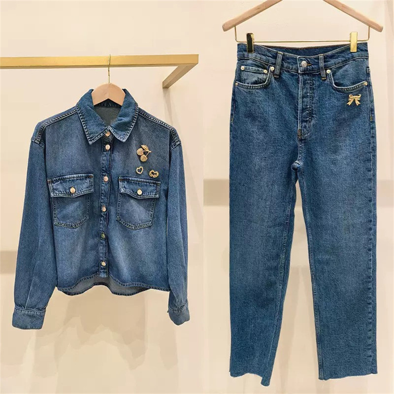 French-style niche 2026 early autumn trendy cool POLO collar brooch casual shirt straight slim-fit jeans French-style niche 2026 early autumn trendy cool POLO collar brooch casual shirt straight slim-fit jeans
