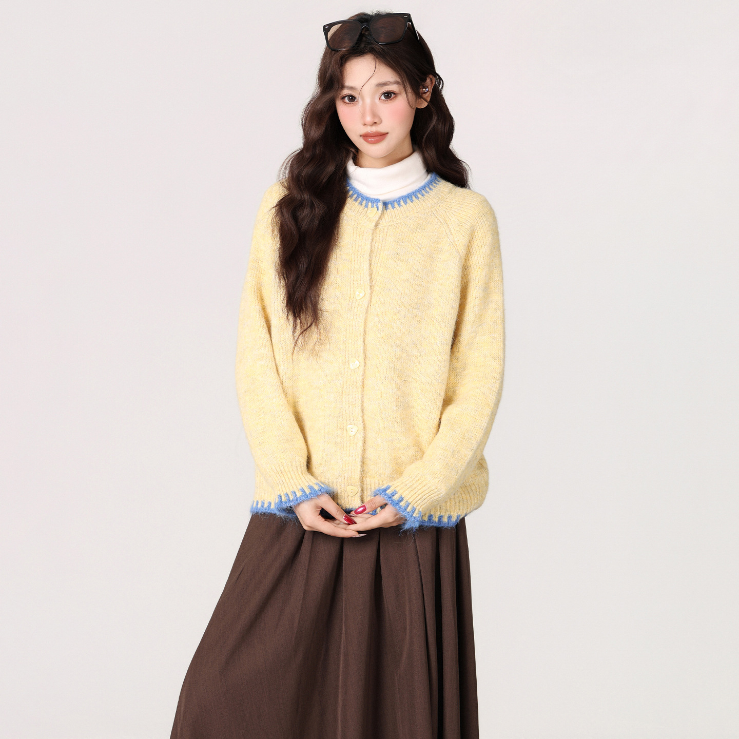 Yellow Round-Neck Knitted Long-Sleeve Autumn and Winter Thickened 2026 New Soft Sweater Cardigan Jacket for Women with Buttons