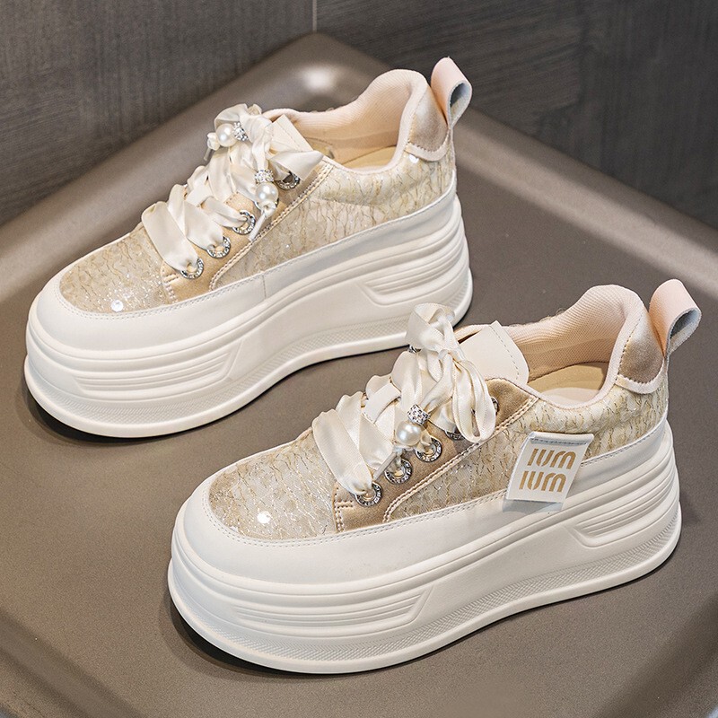 Factory Direct Sale Women's White Sneakers with Hidden Height Increase, Breathable, Summer Wear-Resistant, New Mesh Thick-Soled Platform Shoes, Versatile