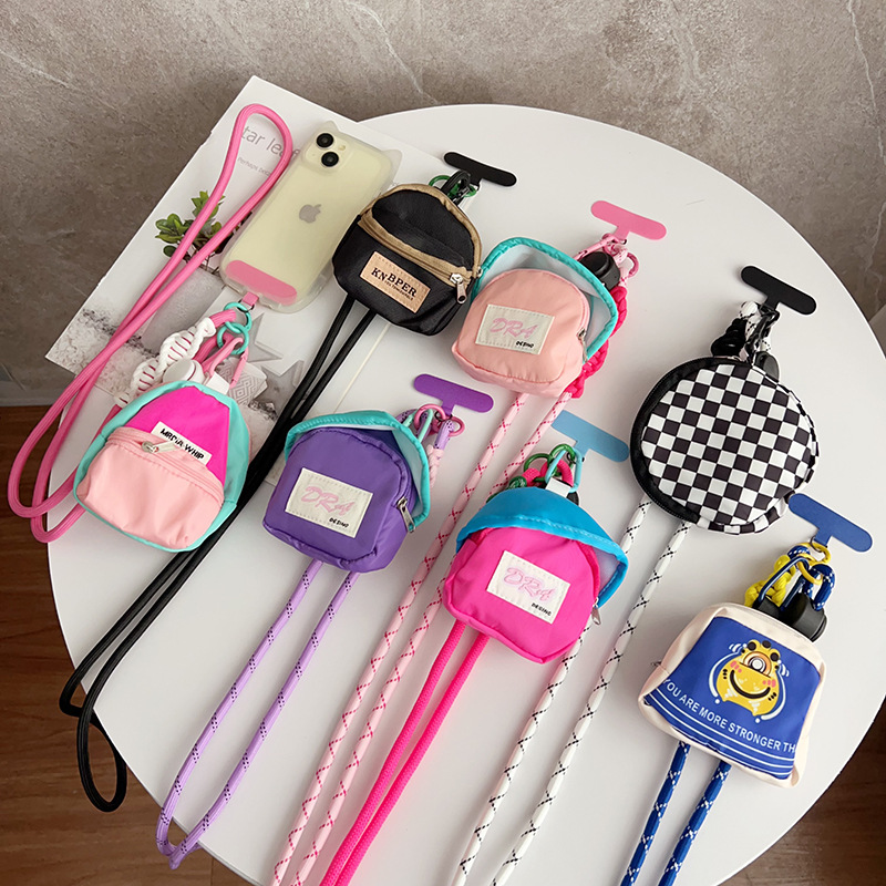 Bolsa de almacenamiento, cuerdas para teléfonos móviles, bolso de cambio, llavero, auriculares, colgantes para bolsas escolares, cuerdas de cuello para la muñeca.