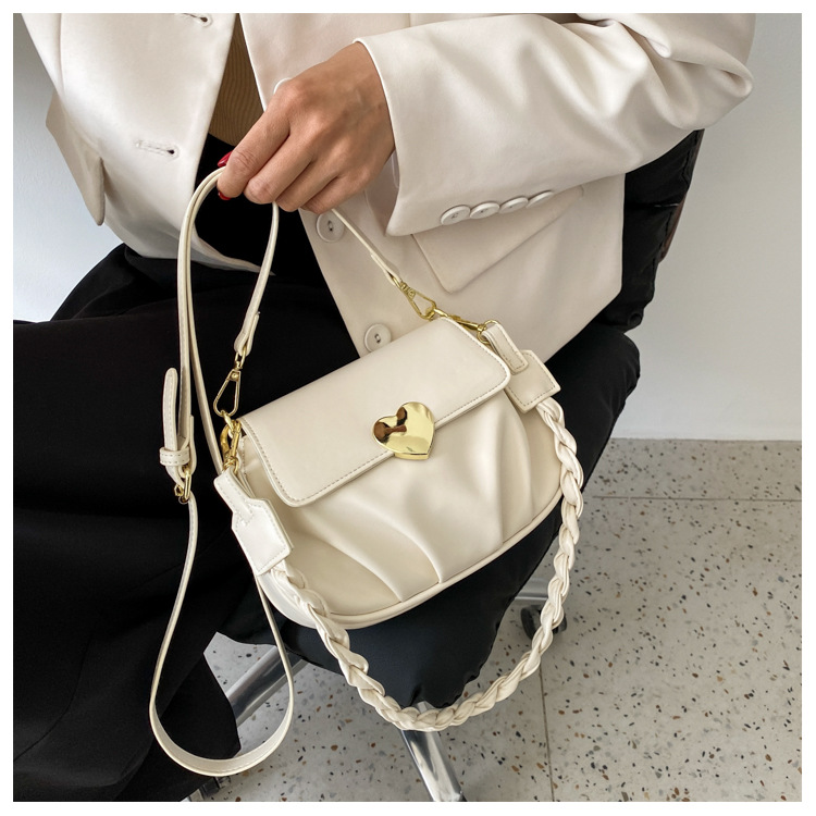 Vente En Gros Coeur Boucle Plier Une Épaule Messager Petit Sac Rond Nihaojewelry display picture 123