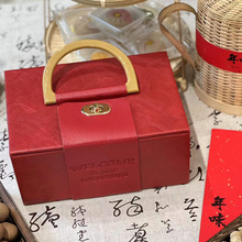 新款红色喜庆高端皮质金属手柄喜糖盒 精致伴手礼盒 高级感皮箱