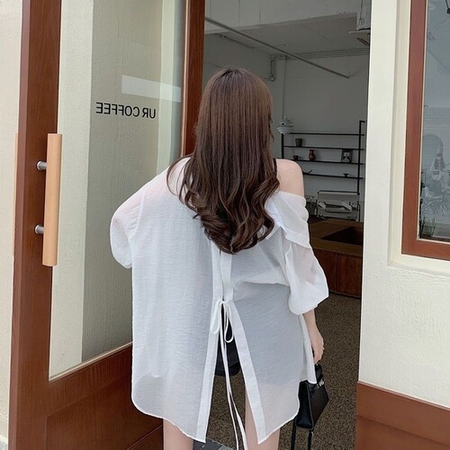 Spaghetti Strap Top with Back Ties and Slits, Women's 2025 Summer Loose V-Neck Blouse with Back Exposure, Outerwear Shirt