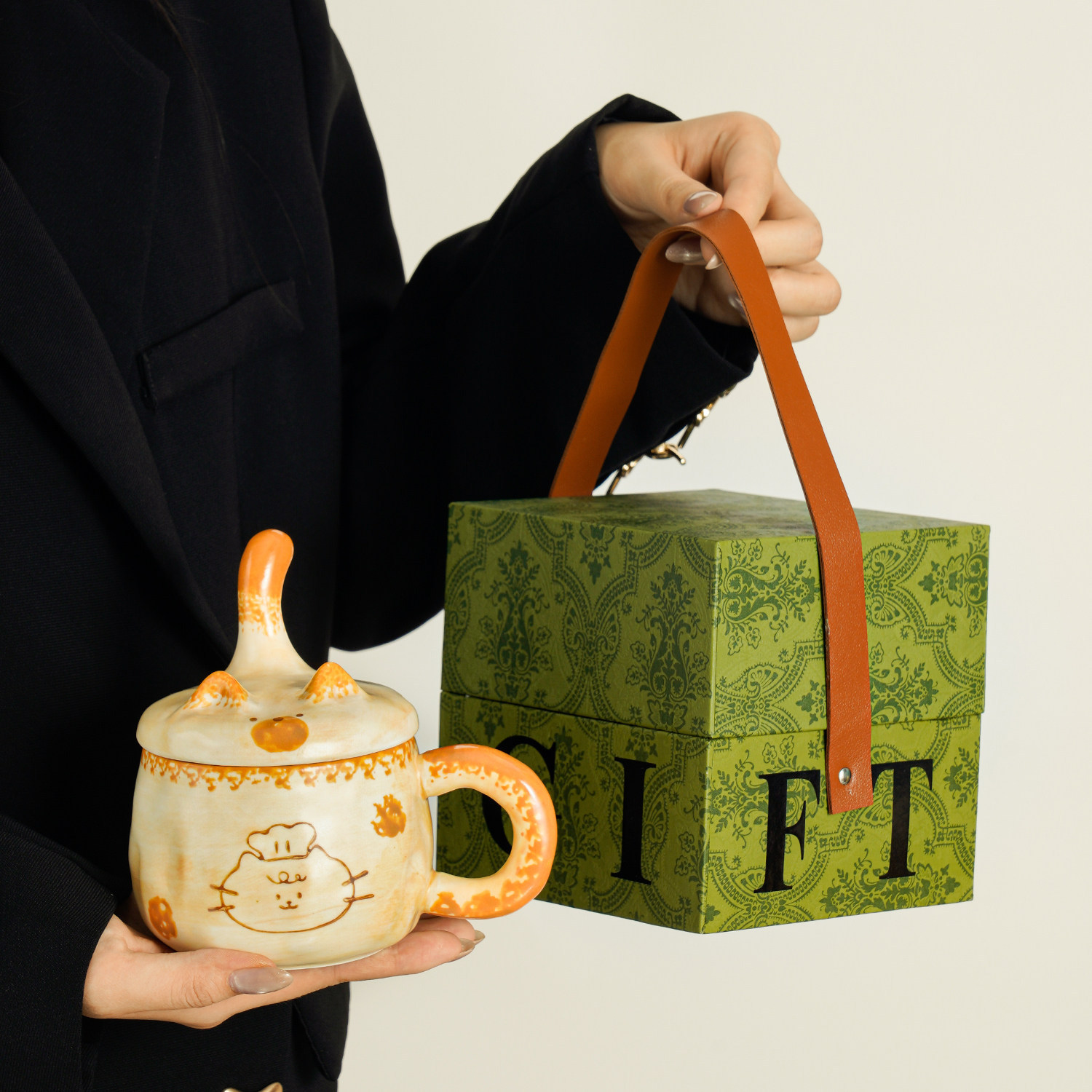 Taza de cerámica hecha a mano con tapa de diseño taza de café creativa para niños taza de agua casera regalo de cumpleaños