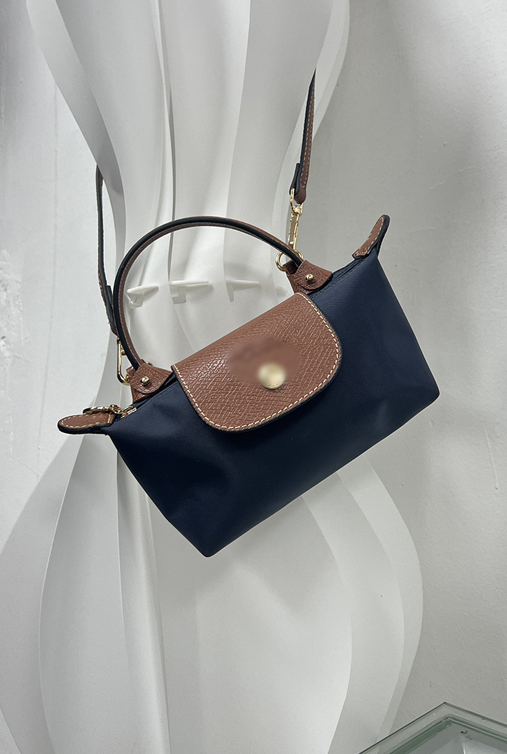 Navy blue (send shoulder strap)