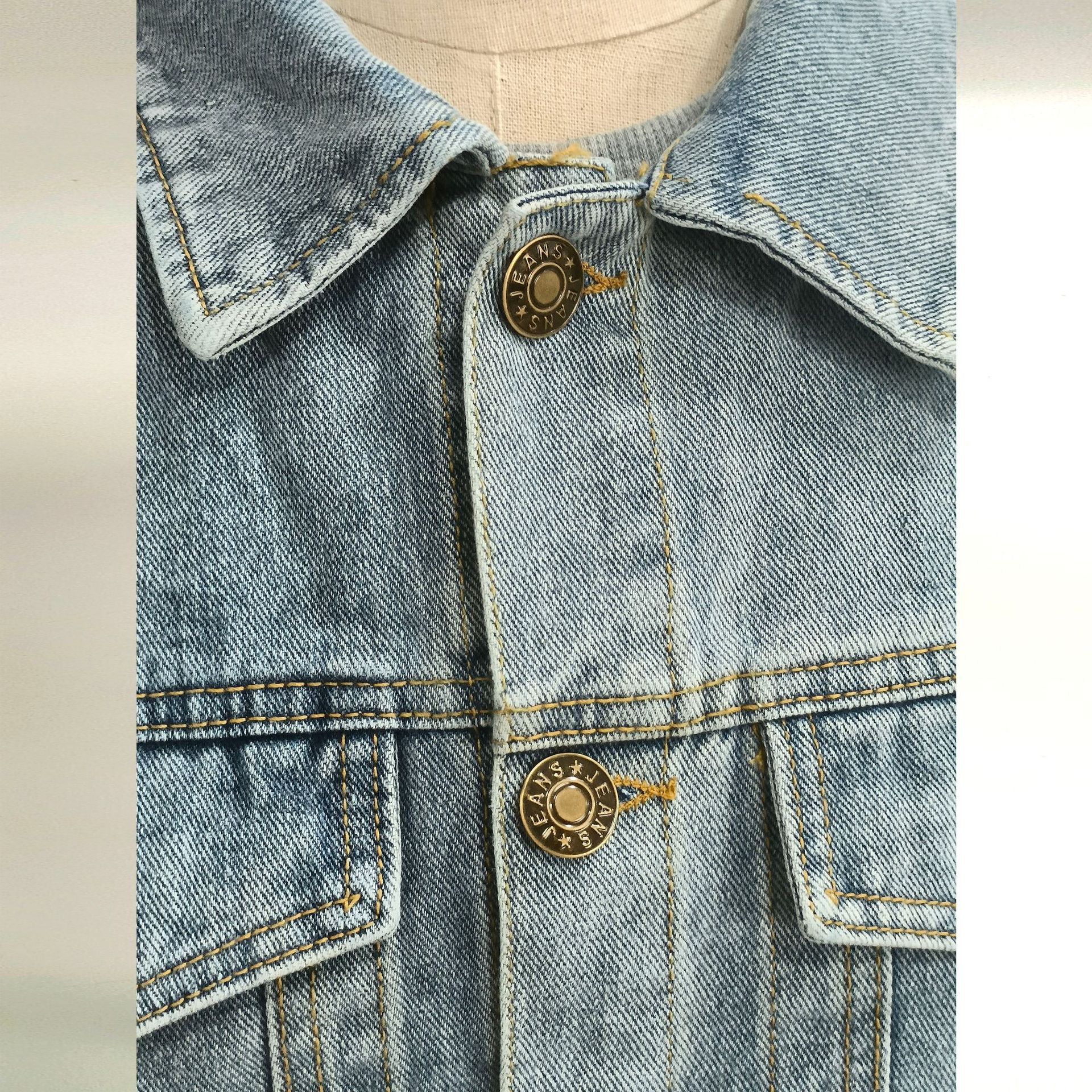 Giacca di jeans uomo – stile americano elegante e alla moda_voghion.com