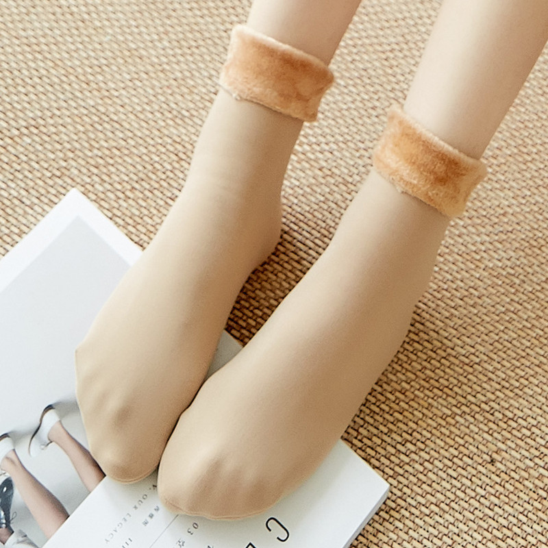 Forrado de lana gruesa cálida nieve calcetines Otoño e Invierno desodorante todos los partidos calcetines de piso calcetines de pierna ligera artefacto en stock al por mayor