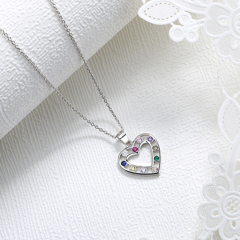 Collar de amor de plata transfronteriza 925 plata esterlina moda femenina simple alta sensación de color incrustado colgante de zircon cadena clavícula