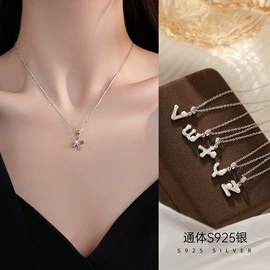 戒指;耳钉;手链