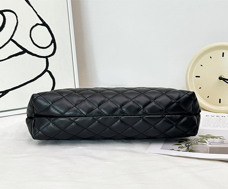Square Shape Women's Medium Pu Leather Color Block Solid Color Classic Style Streetwear Sewing Thread Square Zipper Tote Bag