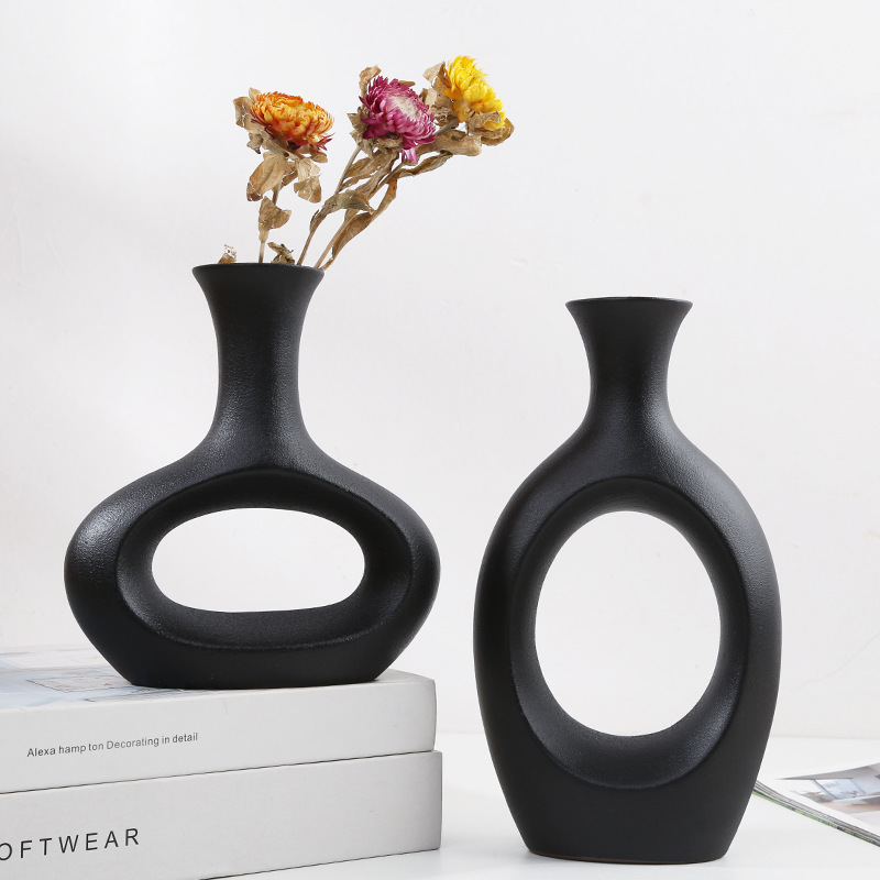 现代简约异形陶瓷花瓶摆件家居装饰品批发镂空欧式陶瓷花器