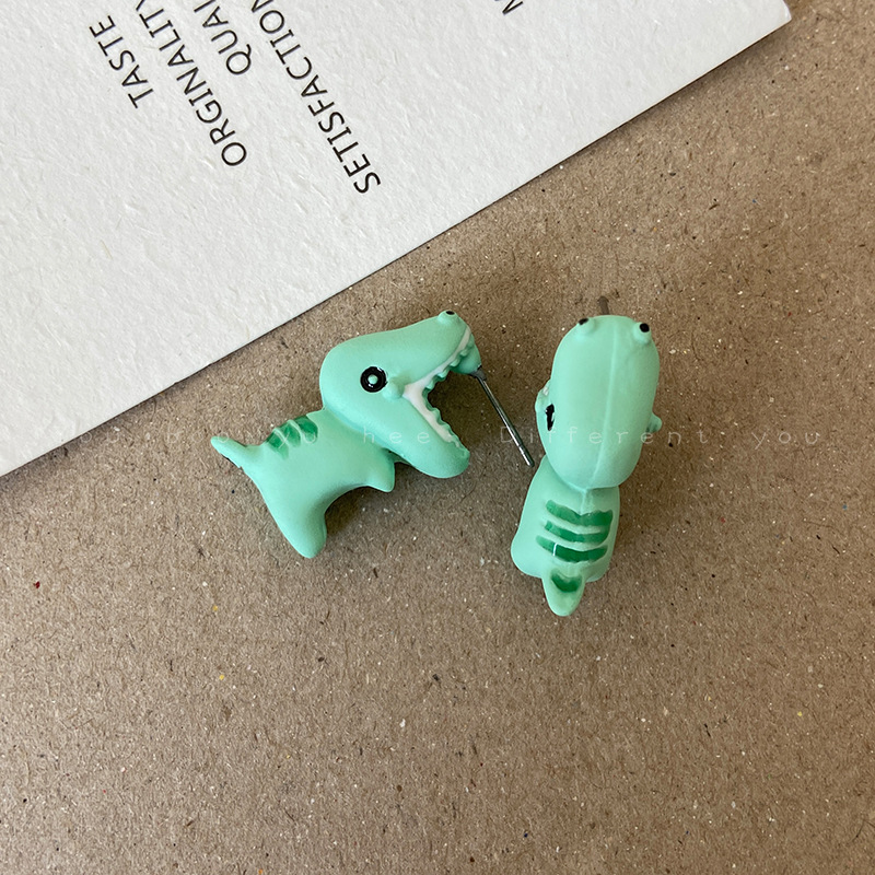 Copper Material Dog, Dinosaur, Shark Pattern 1 Pair Cute Funny Dog Dinosaur Shark Enamel Copper Ear Studs