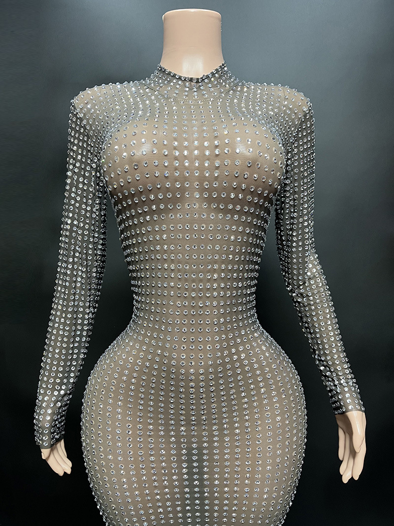 Vêtements pour femmes Novans Spring New Sparkling White Diamond Élégante fente dans le dos Longue longueur au sol Robe de soirée noire slim_voghion.com